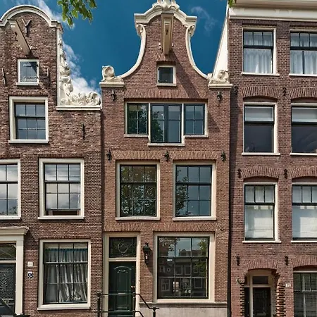 Couette-café De Bloemgracht 3*